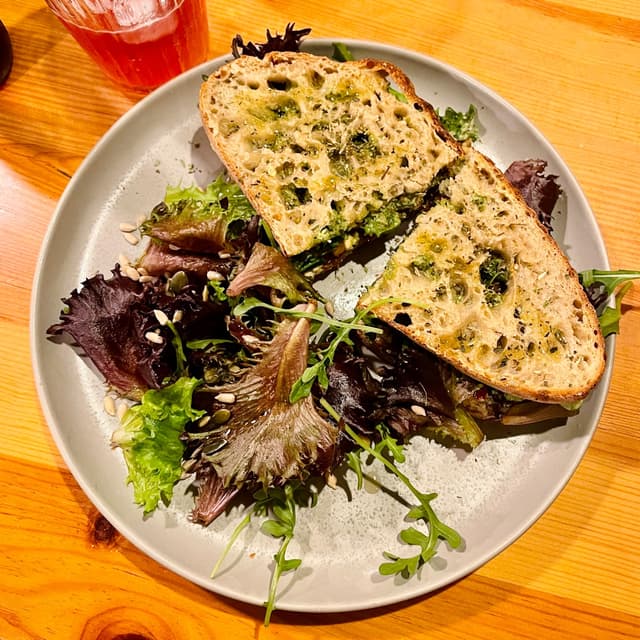 Foto del piatto “Caprese Tostada”