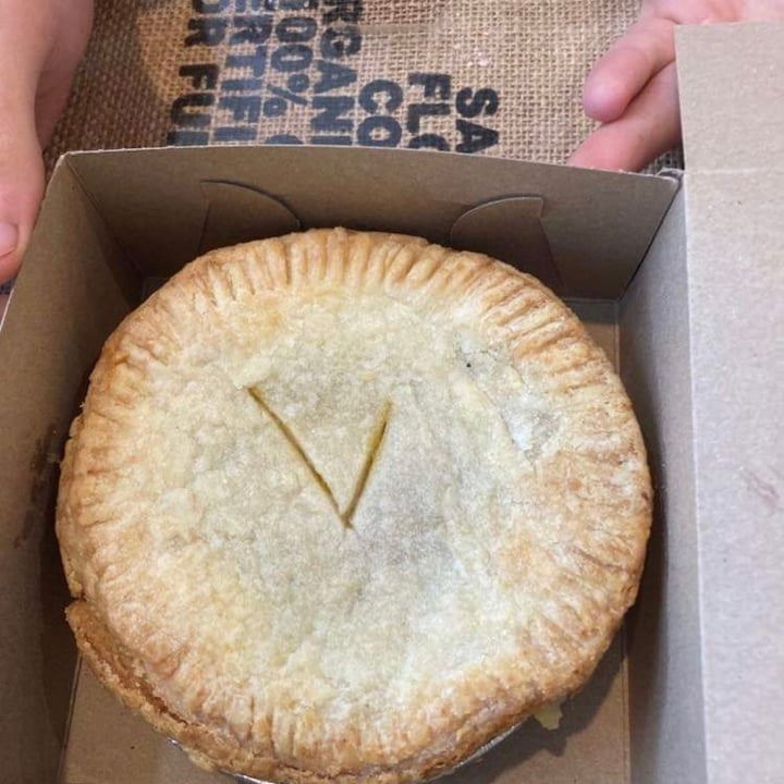 photo of Vanilla Leaf Bakery Café curry pot pie shared by @miranda24680 on  25 May 2022 - review
