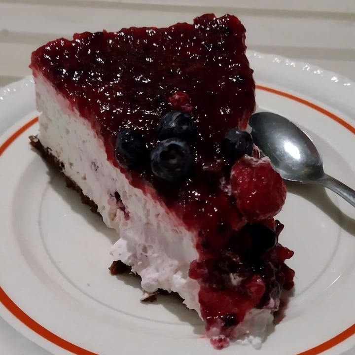 photo of La Vegana Cantina Cheesecake shared by @alexis-furioso on  16 May 2021 - review