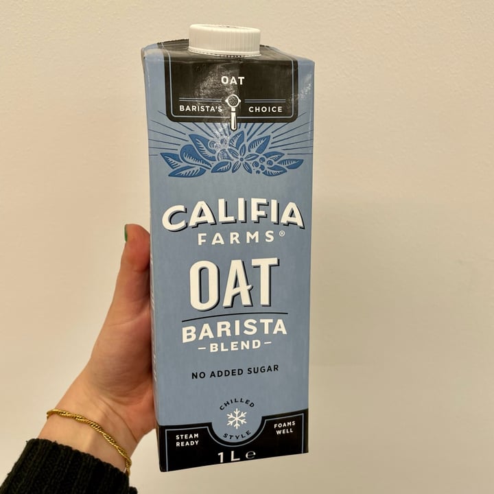 photo of Califia Farms Oat Barista Blend shared by @appleappleamanda on  23 Nov 2022 - review