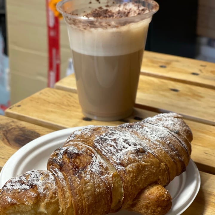 photo of Wani - Vegan Bakery Biscuits and croissants shared by @loveg on  08 May 2021 - review