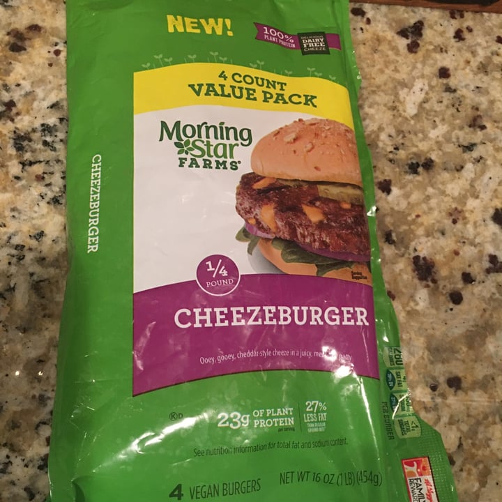 photo of MorningStar Farms Cheezeburger shared by @roxi on  20 May 2020 - review