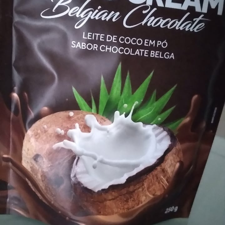 photo of Kalassi leite de coco com chocolate belga shared by @luciareginabilibio on  22 Apr 2022 - review