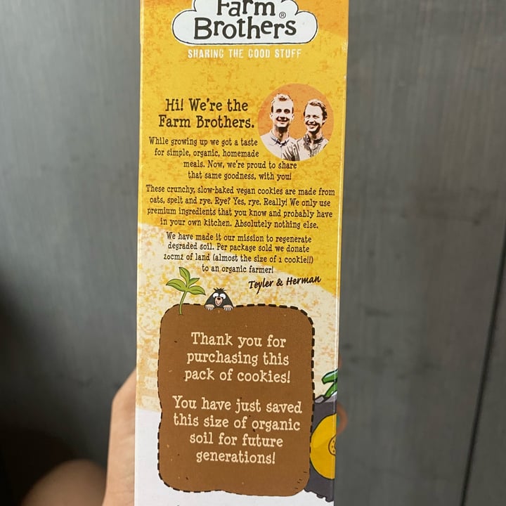 photo of Farm Brothers Brownie almond cookies shared by @sarvanireddy on  11 Jul 2022 - review