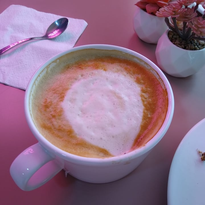 review photo of Peace of Cake Capuchinos shared by @ximenapaez on 24 Apr 2021 - review