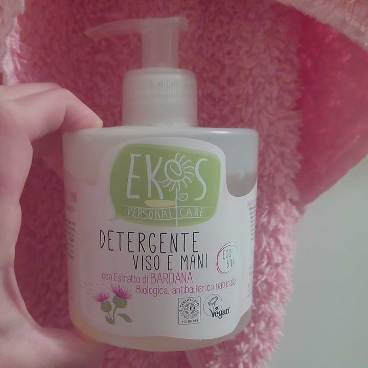 review photo of Ekos personal care Detergente viso e mani shared by @giuliab1 on 07 Apr 2022 - review
