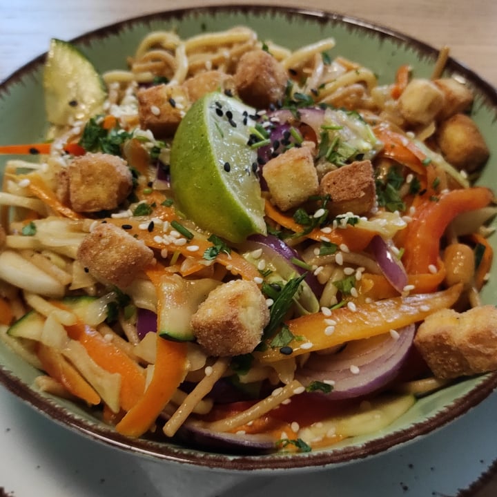 review photo of Plant-B Pad Thai shared by @ahimsaveg on 03 Oct 2022 - review