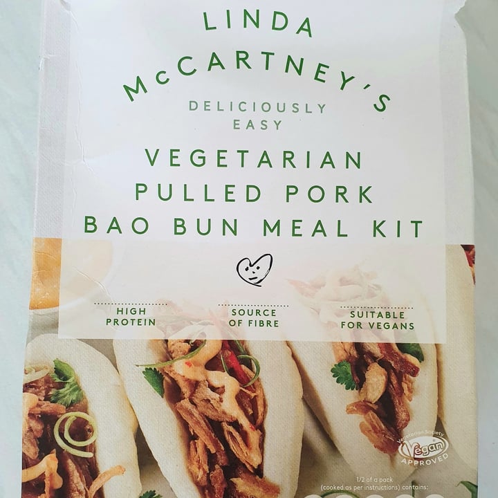 photo of Linda McCartney's Vegetarian Pulled Pork Bao Bun Meal Kit shared by @abstrawn on  25 Jul 2020 - review