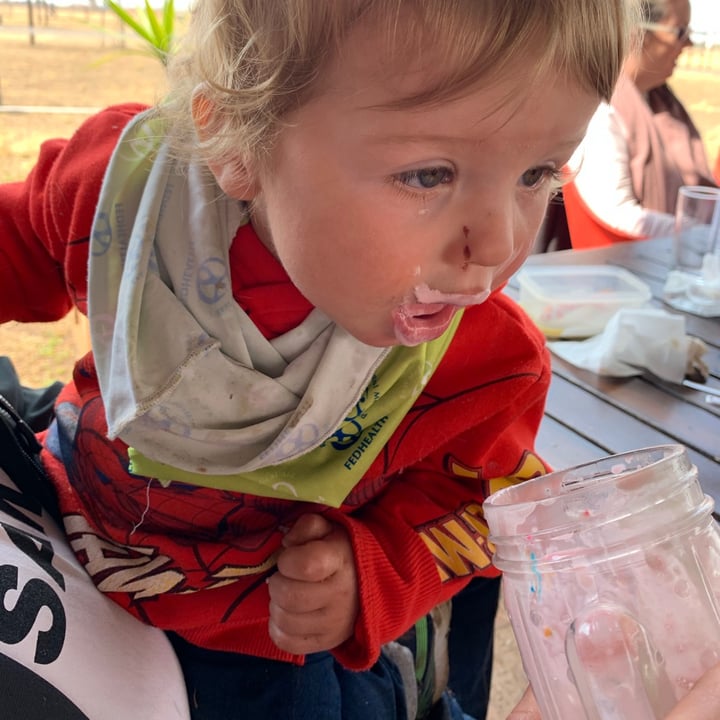 review photo of Asher's Corner Cafe @ Ashers Farm Sanctuary Strawberry Marshmallow Milkshake shared by @haleyrieckhoff on 06 Oct 2020 - review