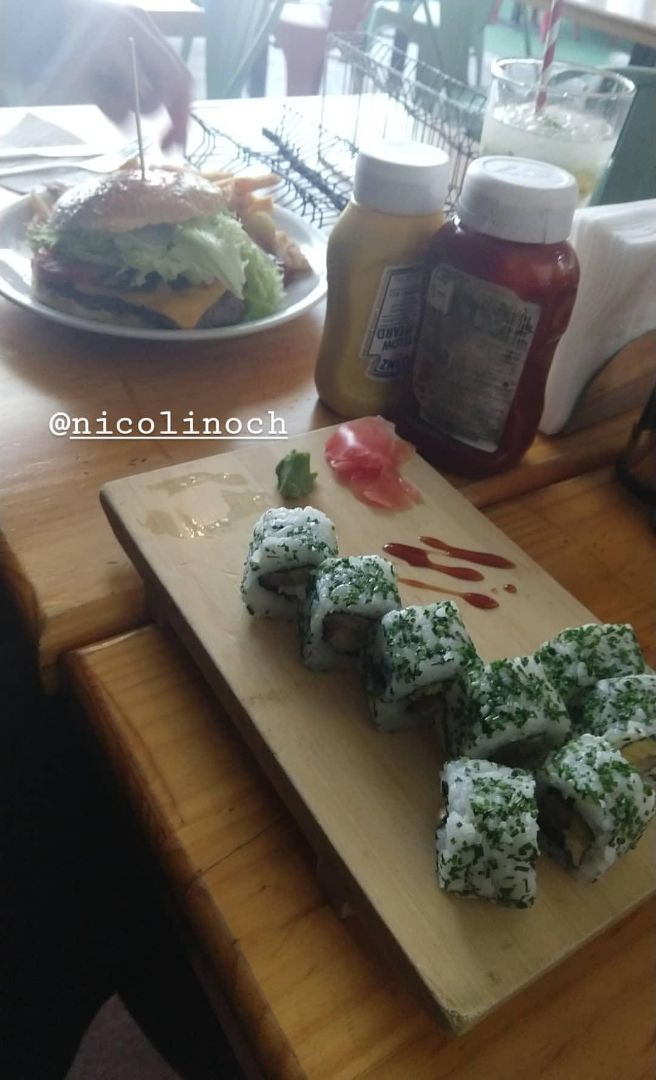 photo of El Garage Restaurant Sushi vegan shared by @karlett on  02 Aug 2019 - review