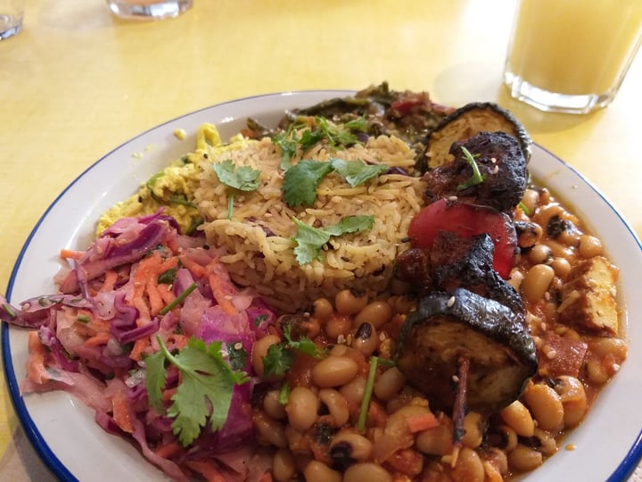 photo of Jah Jah By Le Tricycle Asiette rice&beans shared by @rawveganeuny on  08 Sep 2019 - review