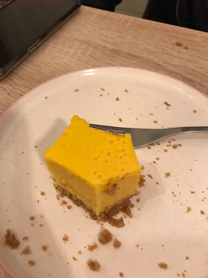 photo of Chillin' Cafe Mango cheesecake shared by @andrebay on  19 Jan 2020 - review