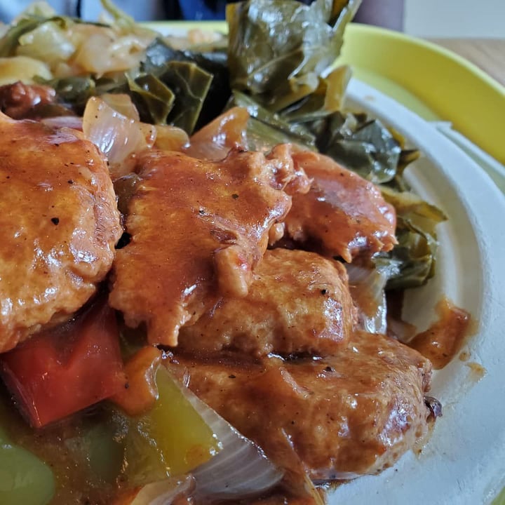 review photo of Jamaicaway Jerk Gluten, Cabbage, Collard greens, And Rice & Peas shared by @blackveganfoodie on 17 Jan 2020 - review