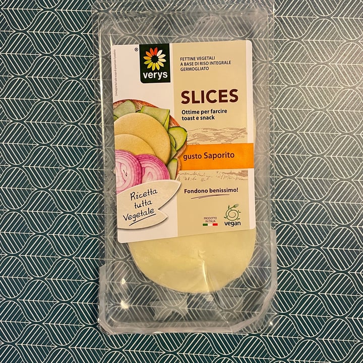 review photo of Verys Slices gusto saporito shared by @caracatastrofe on 20 Feb 2022 - review