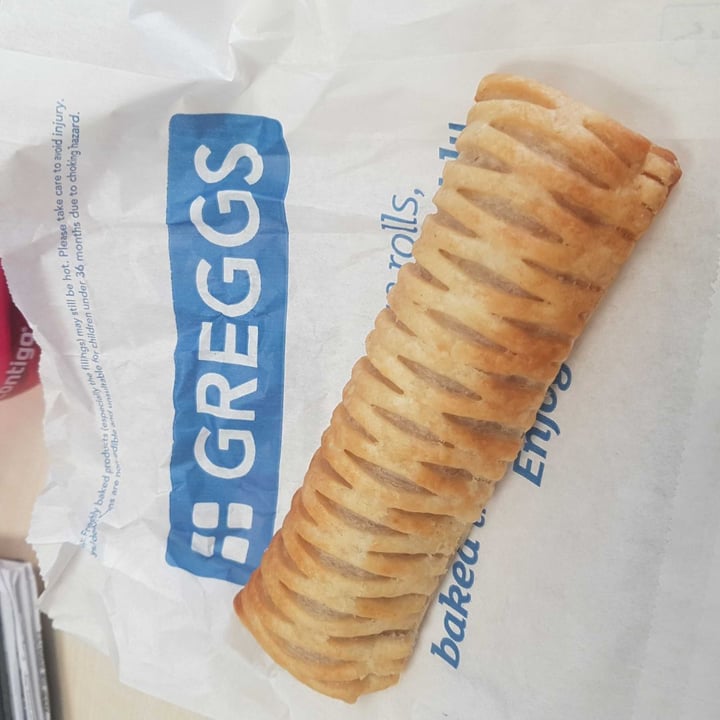 photo of Greggs Vegan Sausage Roll shared by @huntsaboteur on  02 Mar 2020 - review