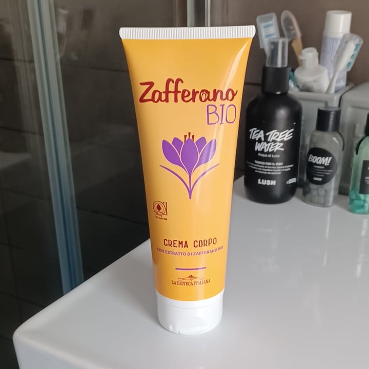 photo of la bottega italiana Crema corpo con estratto di zafferano shared by @daniteo on  15 May 2021 - review