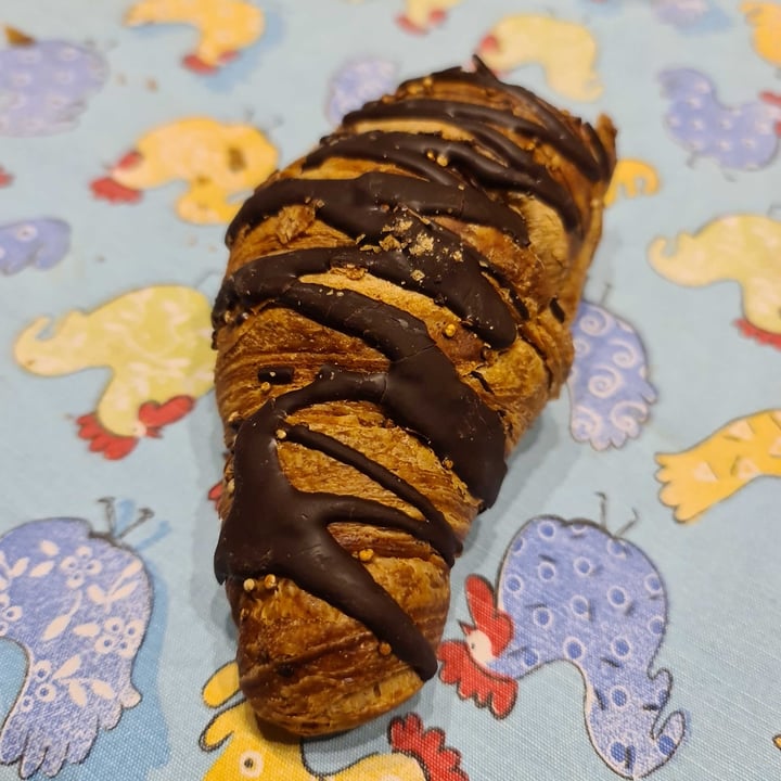 review photo of diCaneinGatto - Cat café Brioche vegana cioccolato shared by @sarazathoth on 15 Apr 2022 - review