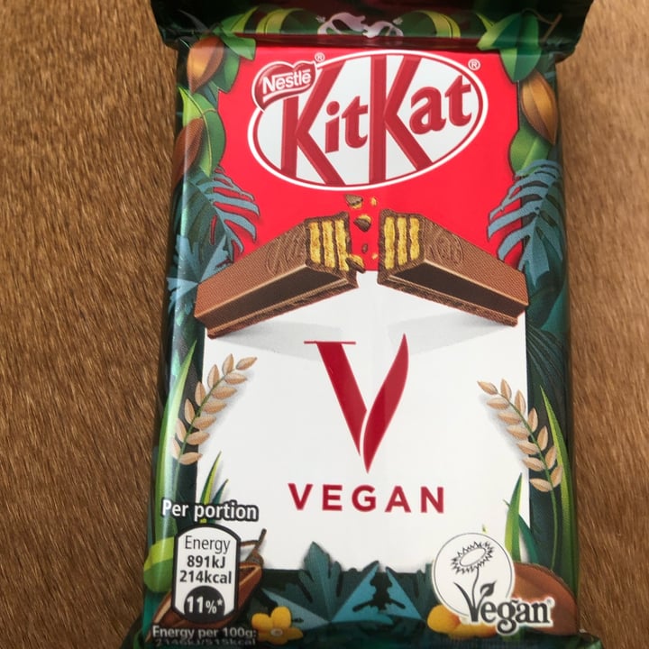 photo of Nestlé Kitkat Vegan shared by @reginarepera on  15 Apr 2022 - review