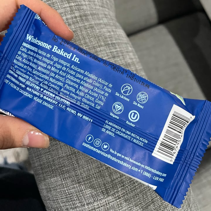 review photo of Nature's Bakery Blueberry Fig Bar shared by @danielah on 03 Mar 2022 - review