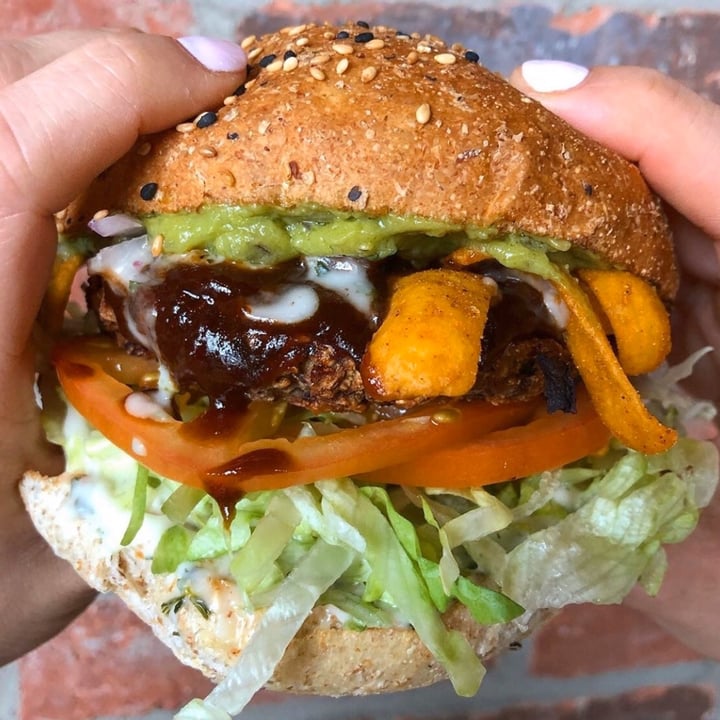 review photo of Boon Burger Cafe Southwest Crunch Burger shared by @melmira on 13 Apr 2020 - review