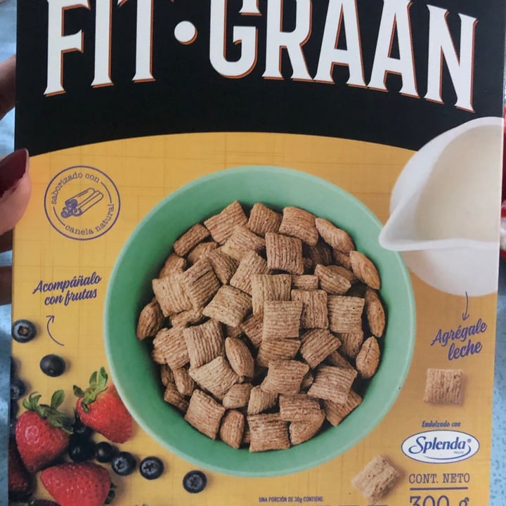 photo of Fit graan Cereal de avena y canela shared by @michellepezzotti on  11 May 2021 - review