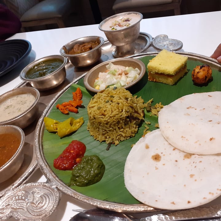 review photo of Aharveda Restaurant Thali shared by @thevegangaldiya on 09 Dec 2020 - review