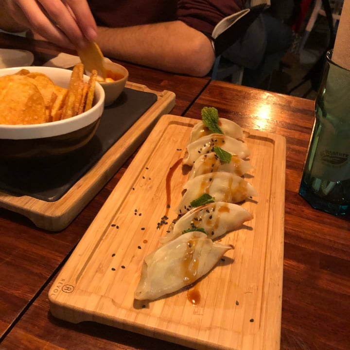 photo of Blu Bar Gyozas shared by @barbarapgs on  19 Dec 2021 - review