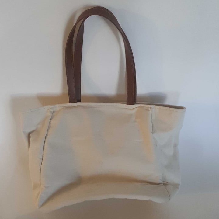 photo of Parisotto Bolsa artesanal shared by @paulobrug on  08 May 2022 - review