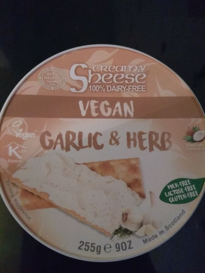 photo of Bute Island Foods Garlic & Herb Creamy Sheese shared by @nohemy on  27 Jan 2020 - review