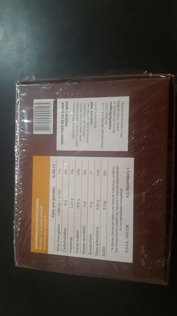 review photo of Kelwá Turrón de maní con chocolate shared by @arianeh on 12 Mar 2020 - review