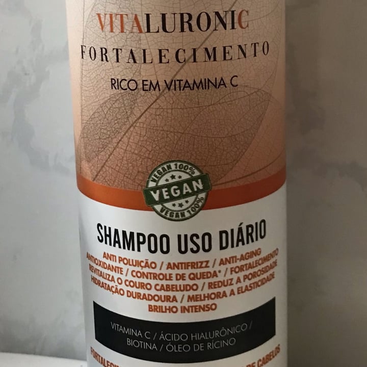 photo of Griffus QER Shampoo Uso Diário shared by @tatianybarbosa on  03 May 2022 - review