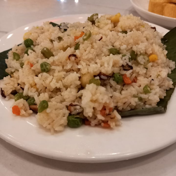 photo of Loving Vegan Fried rice with lotus seed shared by @gregorygreen on  10 Jul 2022 - review