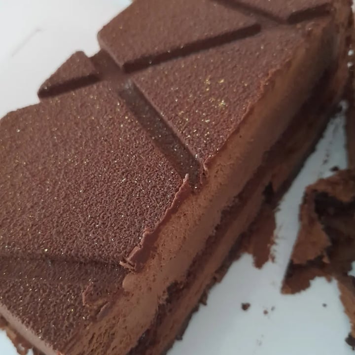 photo of Roa The Midnight Cake (Pick-up Only) CHOCOLAT GÂTEAUX MOUSSE CAKE shared by @vivienwsw on  26 Jul 2022 - review