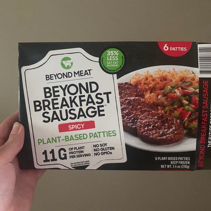 photo of Beyond Meat Beyond Breakfast Sausage Spicy shared by @hungrymama on  08 Jun 2021 - review