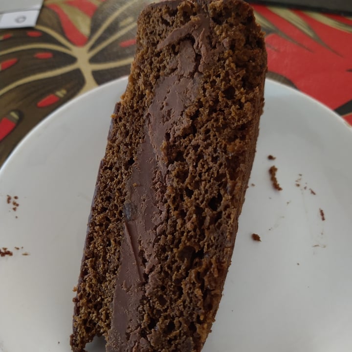 photo of Leti’s Vegan Cakes Torta de chocolate shared by @thegiramone on  08 Jan 2022 - review