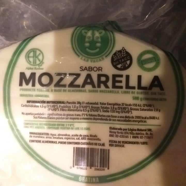 photo of Felices Las Vacas Mozzarella  shared by @grecia89 on  01 Dec 2020 - review