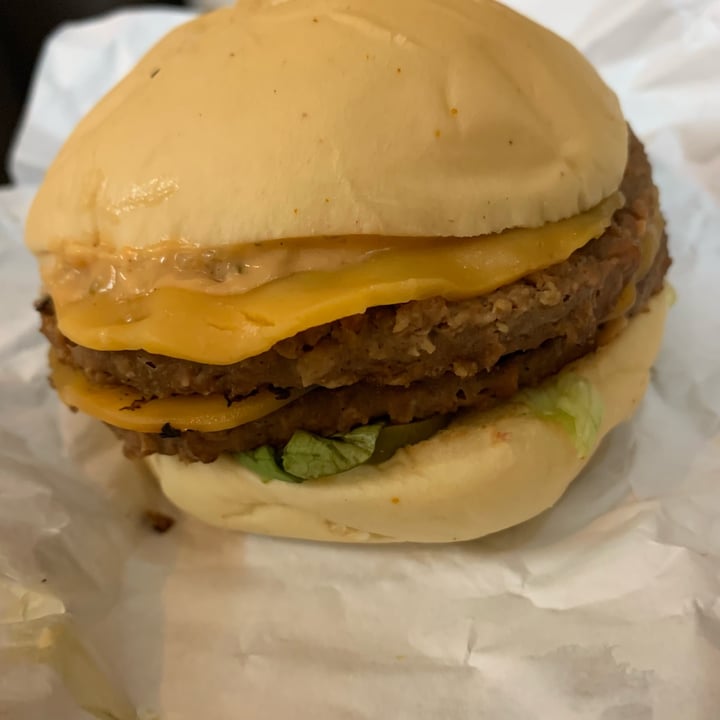 review photo of Jerry's Vegan Burgers Big Jerry shared by @onomatias on 24 Aug 2022 - review
