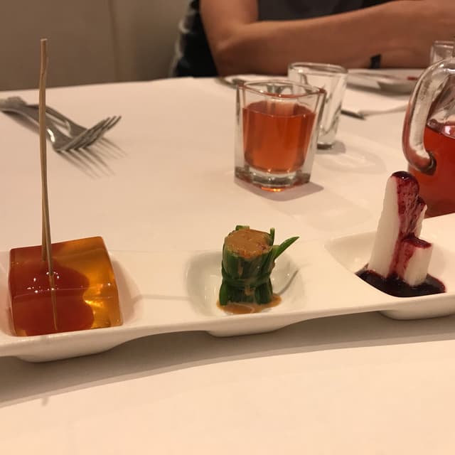 Foto del piatto “8 Course Set Meal”