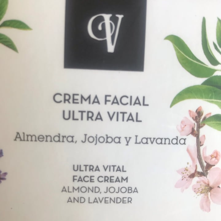 review photo of Veganis Crema Facial Ultra Vital shared by @ciro on 03 Jun 2021 - review