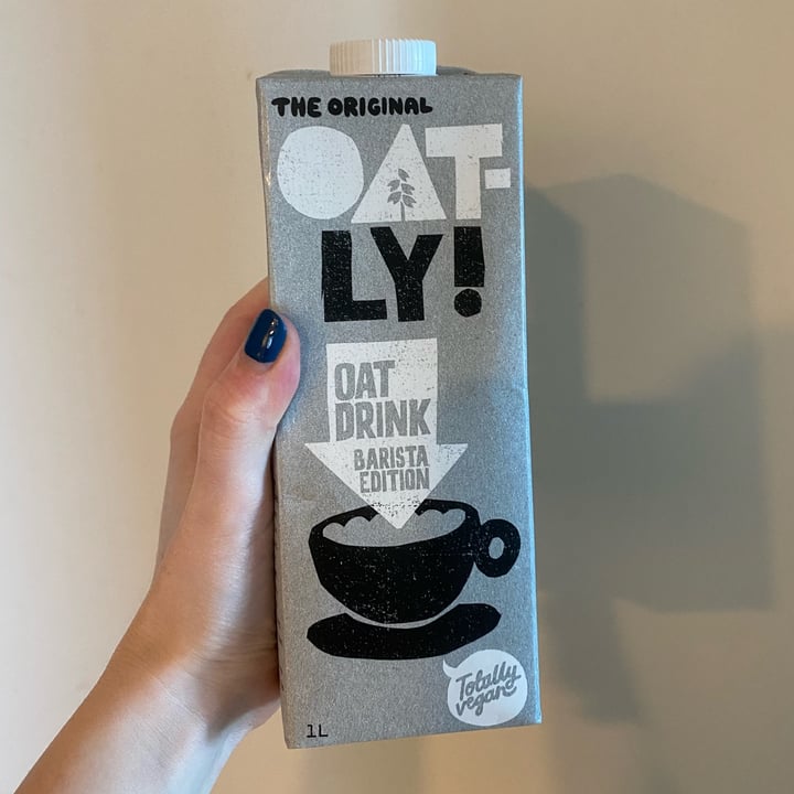 photo of Oatly Oat Drink Barista Edition  shared by @hellojess on  05 Apr 2022 - review