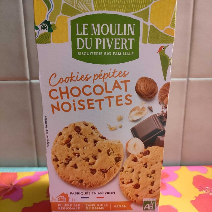 photo of Le Moulin Du Pivert Cookies pépites Chocolat Noisettes shared by @labru on  21 Aug 2022 - review