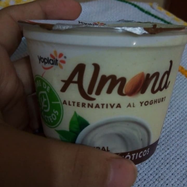 review photo of Yoplait Alternativa al Yogurt Sin Lácteos - Sabor Natural shared by @amyvegann on 07 Oct 2021 - review