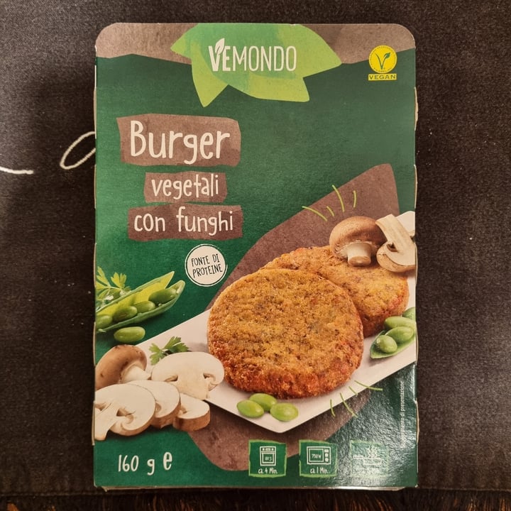 review photo of Vemondo Burger Vegetali con Funghi shared by @angelicamarchetti on 30 Sep 2022 - review