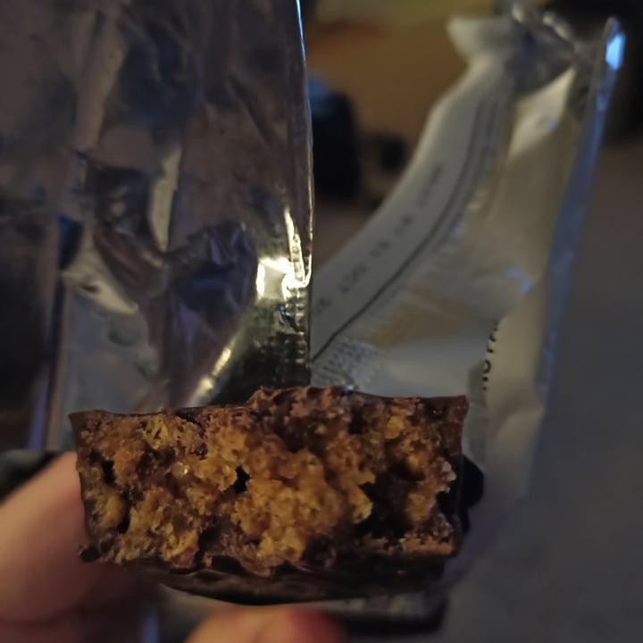 photo of NuGo Dark Chocolate Chip shared by @thursdayish on  13 Nov 2021 - review