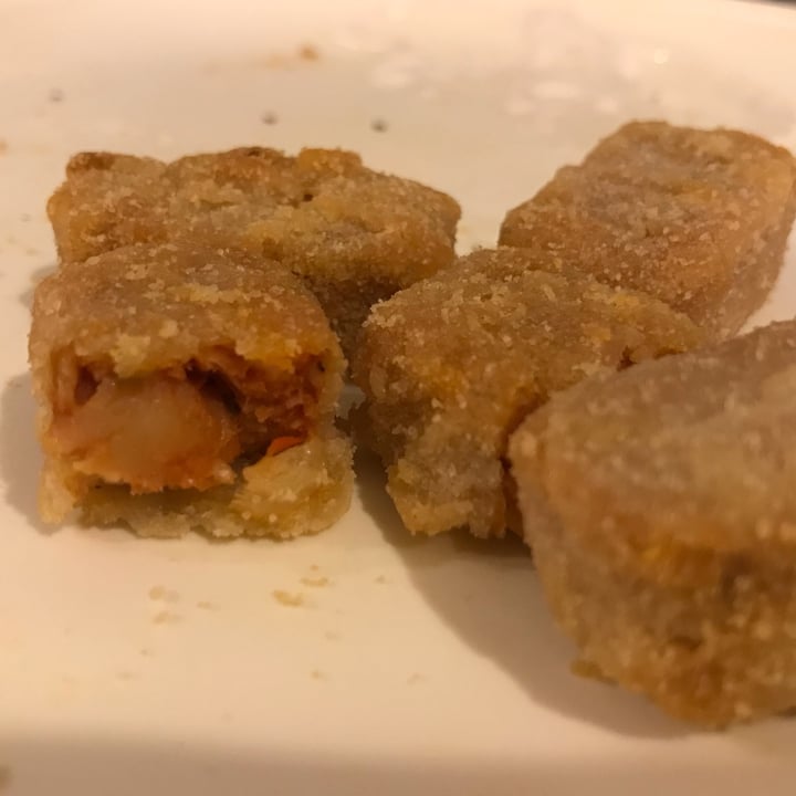 review photo of MorningStar Farms Veggitizers Veggie Pepperoni Pizza Bites shared by @slowarrow on 16 Dec 2021 - review