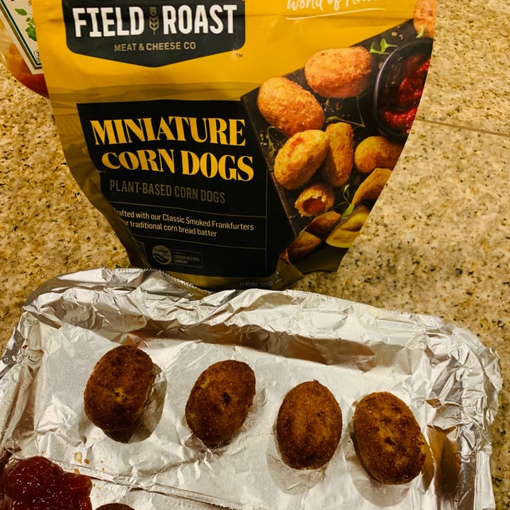 photo of Field Roast Miniature Corn Dogs shared by @divequeen11 on  11 Dec 2021 - review