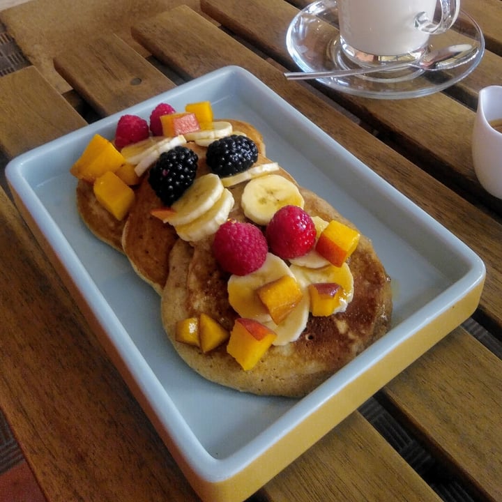 photo of Uno Caffé Olistico Pancakes Vegani Con Frutta shared by @zianena on  30 Jan 2022 - review