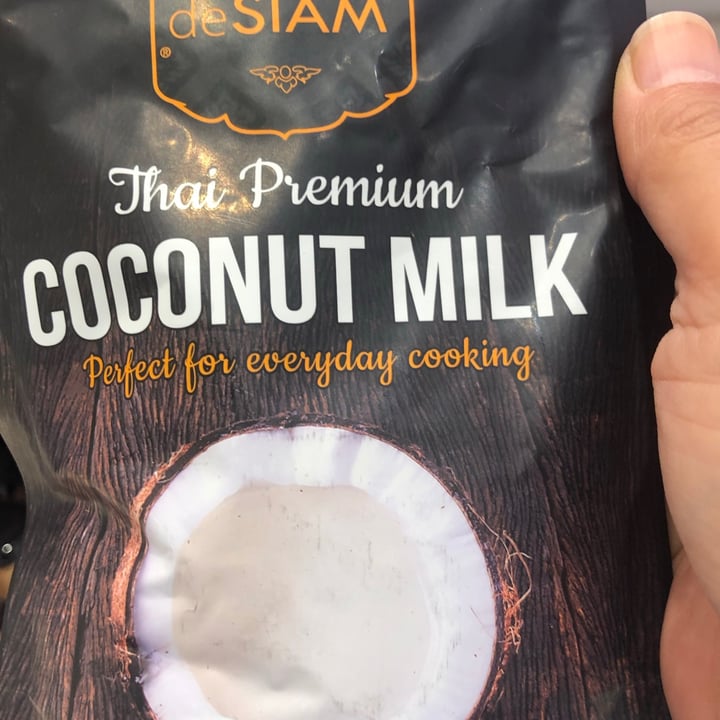 photo of de Siam Coconut Milk shared by @violettaplantbased on  25 Jul 2021 - review