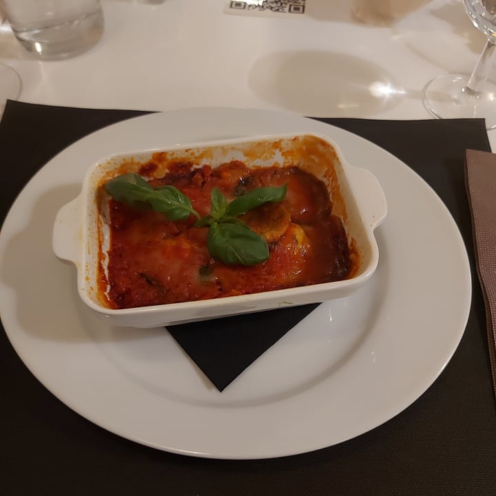 photo of MiBiò bistrot Parmigiana Di Melanzane shared by @fasveg on  08 May 2022 - review