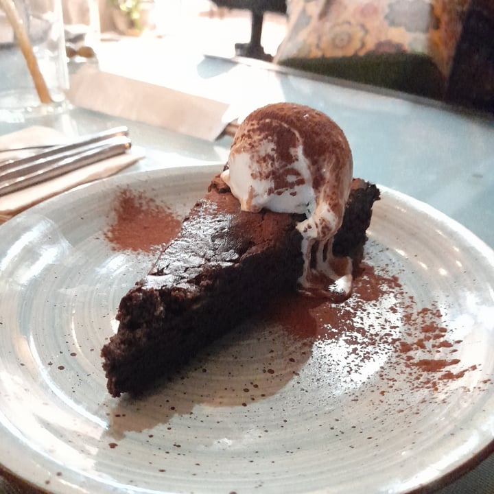 photo of Roots & Rolls Choc avocado brownie shared by @guajira on  08 Oct 2021 - review